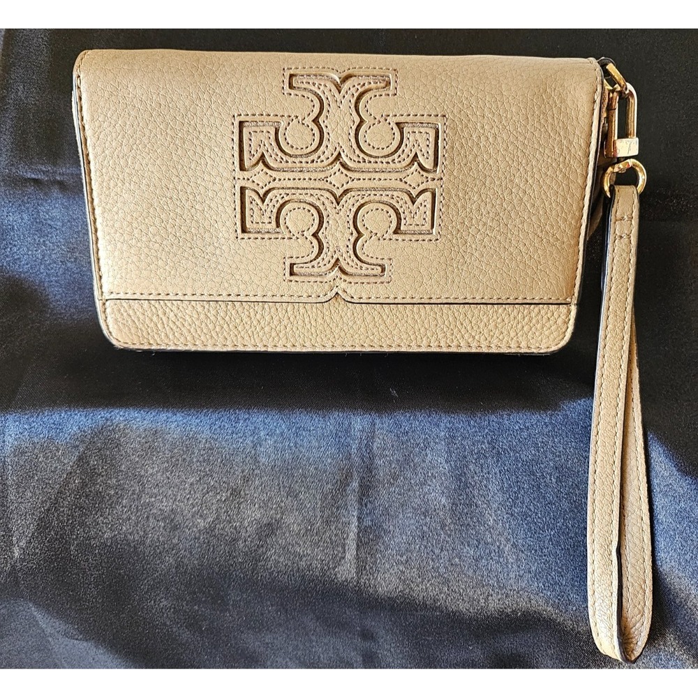 Tory Burch Rare Variant Amanda Wallet Royal Tan (Brown) Zip Around Wristlet